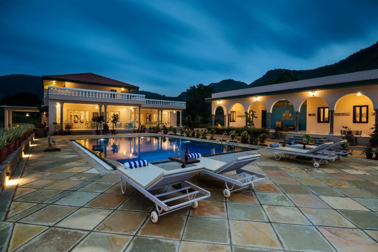 Premkunj Hotel Udaipur Bagian luar foto
