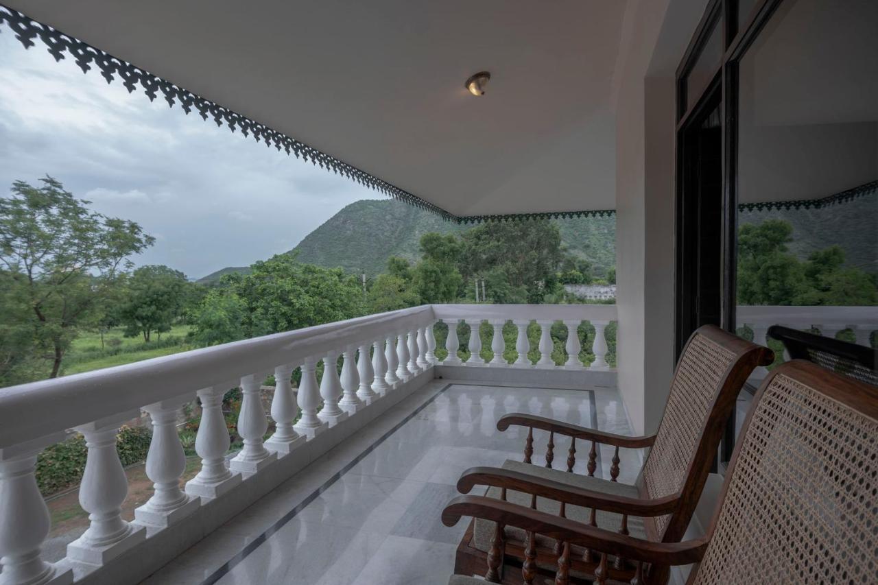 Premkunj Hotel Udaipur Bagian luar foto